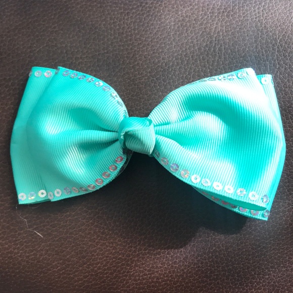 Hair bow - Picture 1 of 2